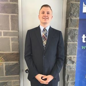Meet your Posher, Eric